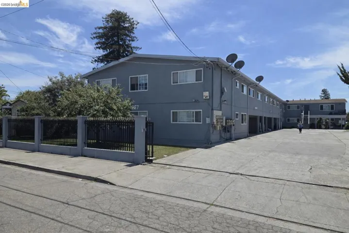 257 257 Poplar Ave, Hayward, California 94541