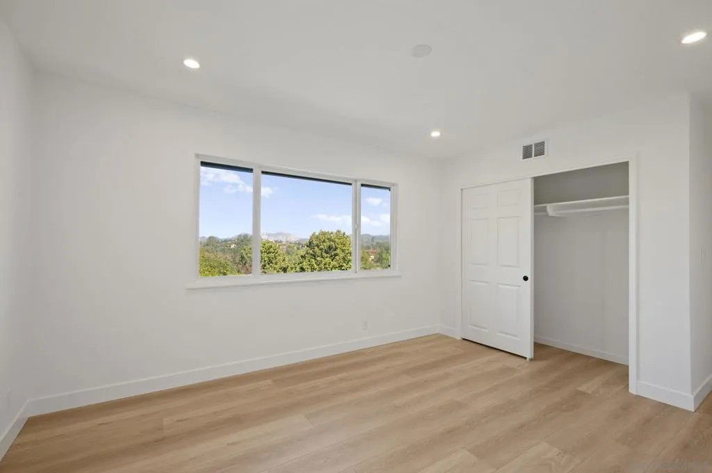 11228 Constellation Dr., El Cajon, California 92020 home-pic-18