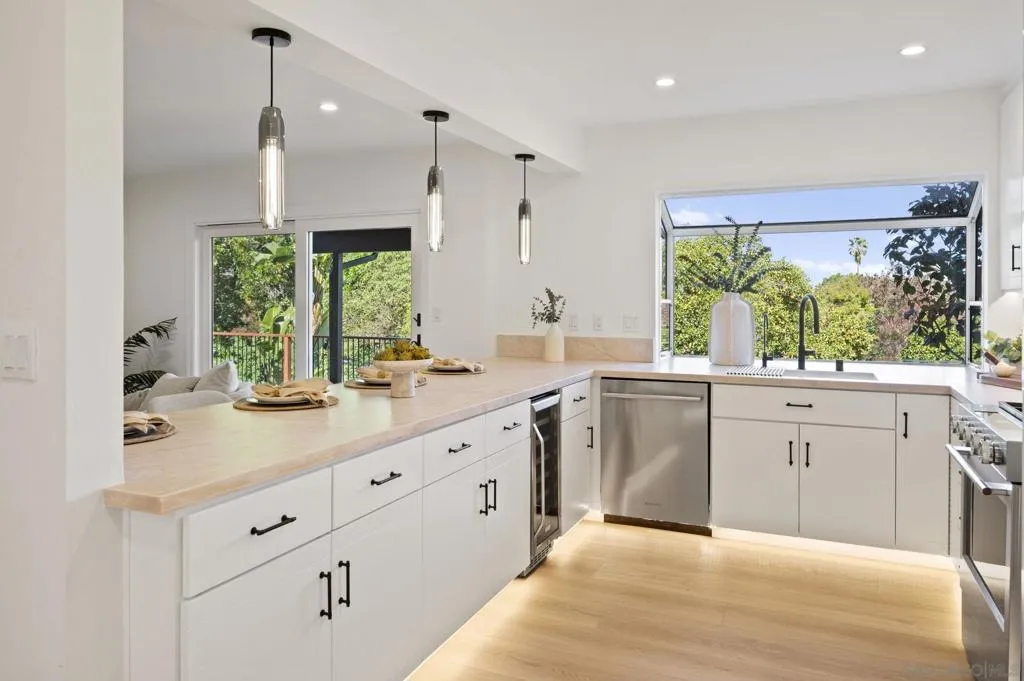11228 Constellation Dr., El Cajon, California 92020 home-pic-24
