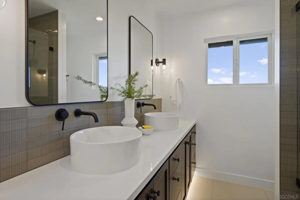 11228 Constellation Dr., El Cajon, California 92020 home-pic-13