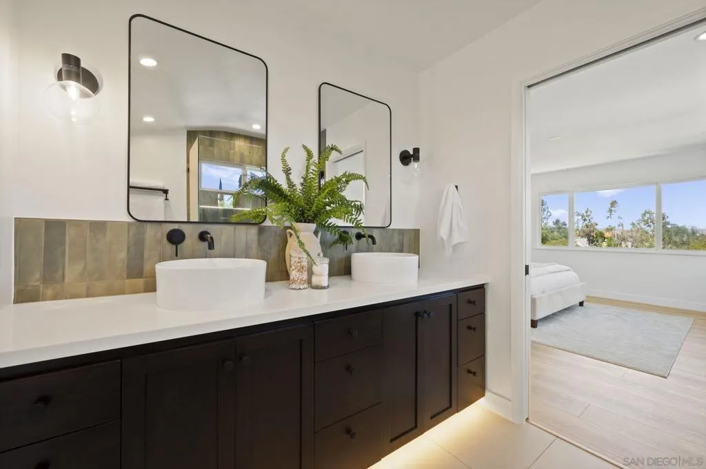 11228 Constellation Dr., El Cajon, California 92020 home-pic-10