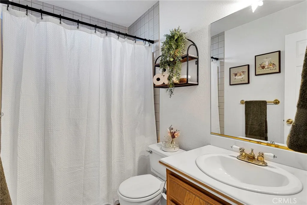 12760 Pinehurst, Victorville, California 92395 home-pic-24