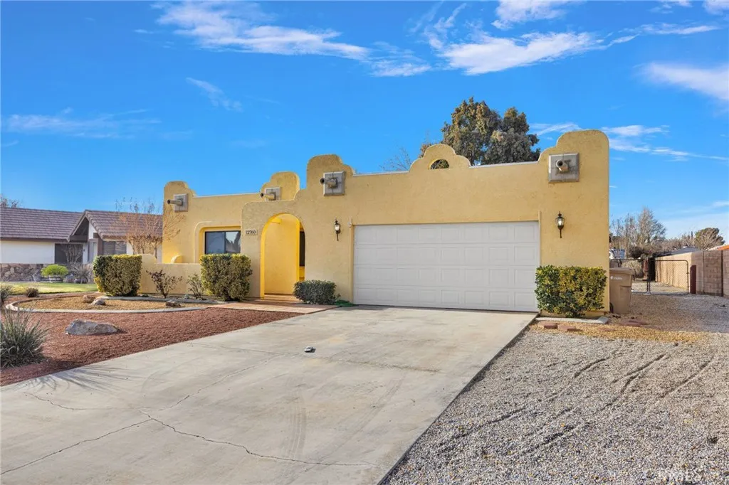 12760 Pinehurst, Victorville, California 92395 home-pic-3