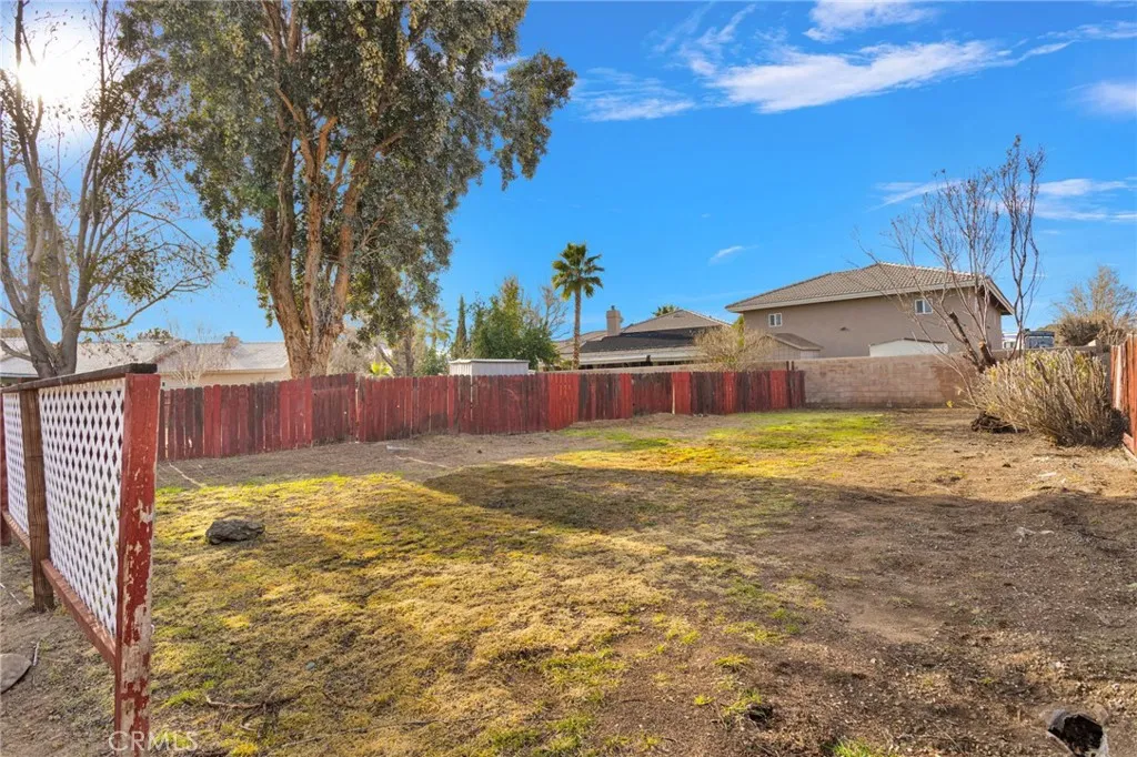 12760 Pinehurst, Victorville, California 92395 home-pic-35