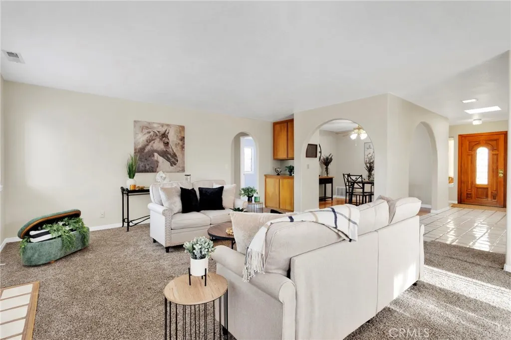 12760 Pinehurst, Victorville, California 92395 home-pic-10