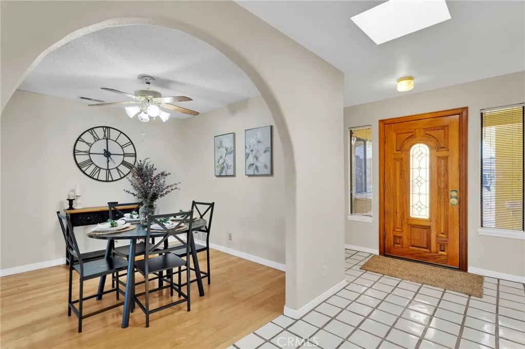 12760 Pinehurst, Victorville, California 92395 home-pic-12