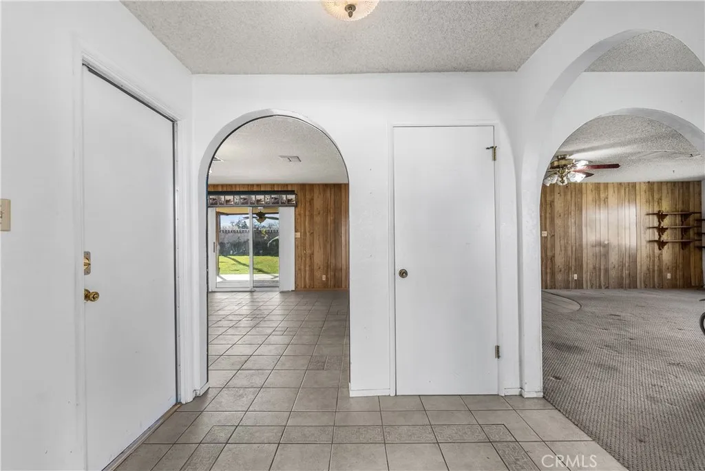 1156 W Avenue J10, Lancaster, California 93534 home-pic-4