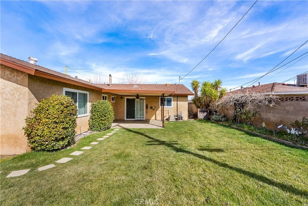 1156 W Avenue J10, Lancaster, California 93534 home-pic-36