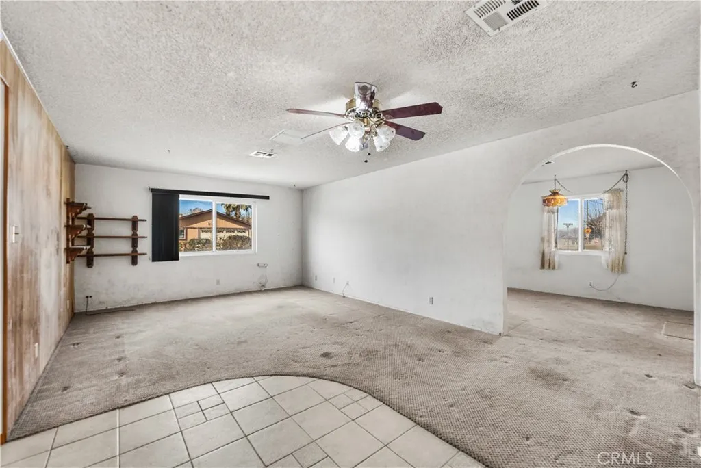 1156 W Avenue J10, Lancaster, California 93534 home-pic-8