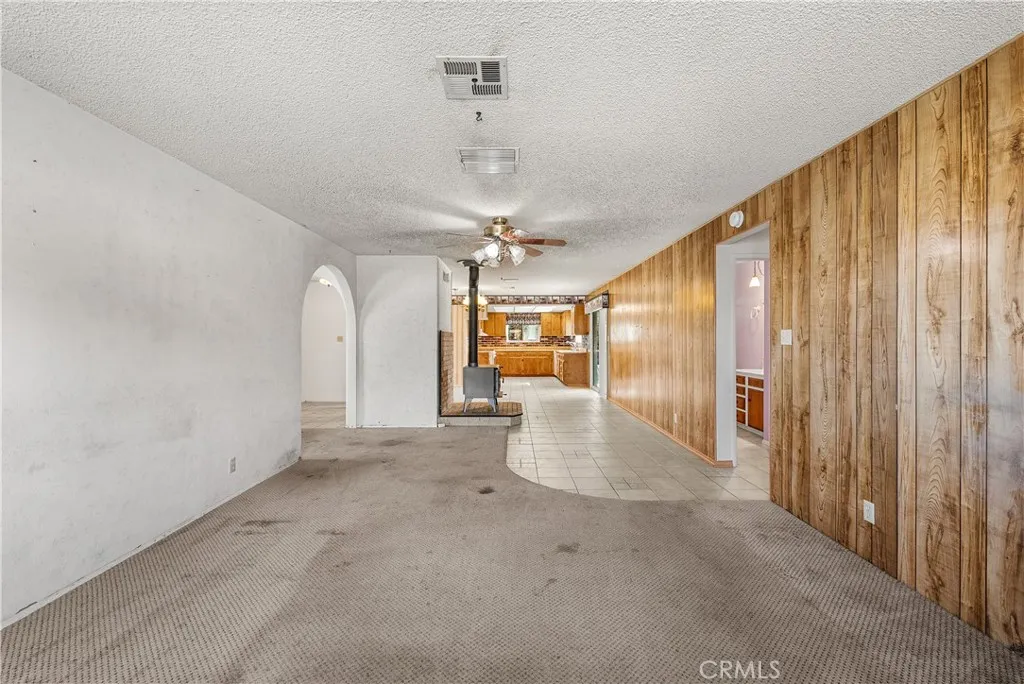 1156 W Avenue J10, Lancaster, California 93534 home-pic-13