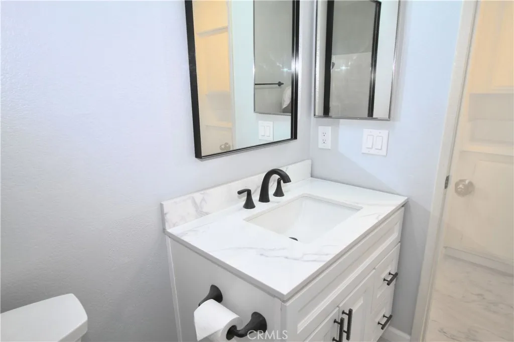 78 Brownfield, Pomona, California 91766 home-pic-15