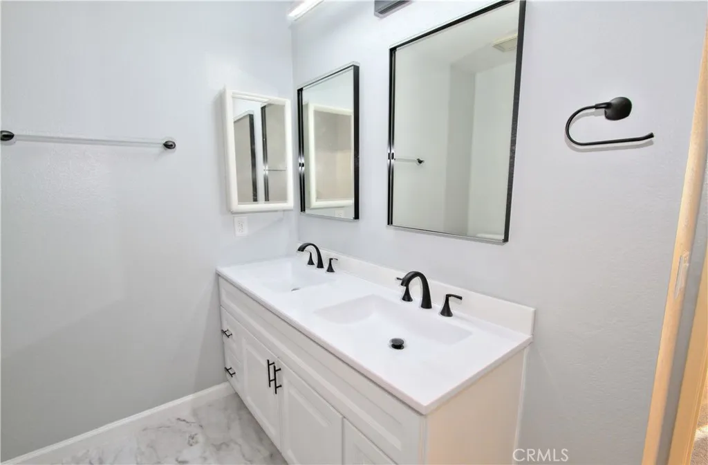 78 Brownfield, Pomona, California 91766 home-pic-22