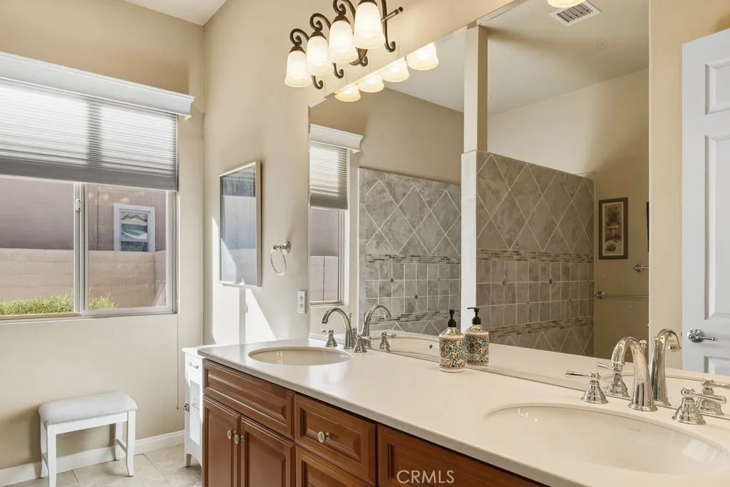 81750 Camino Fuerte, Indio, California 92201 home-pic-16