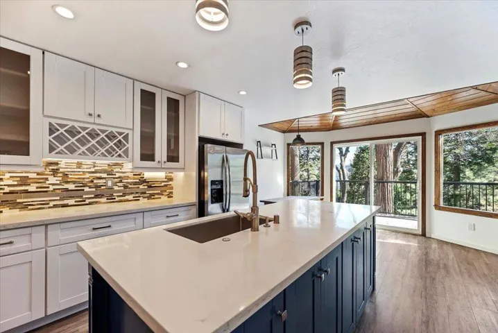 18-Kitchen