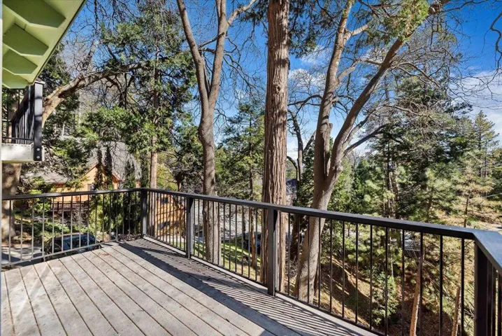 23-Deck with Views