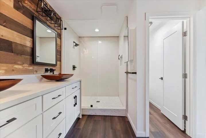 34-Primary Bathroom