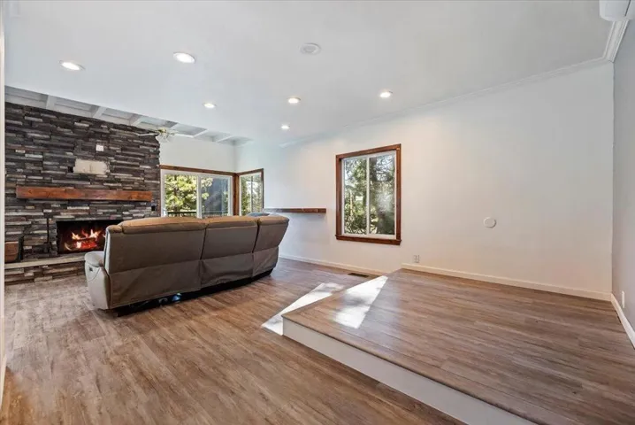 12-Living Room