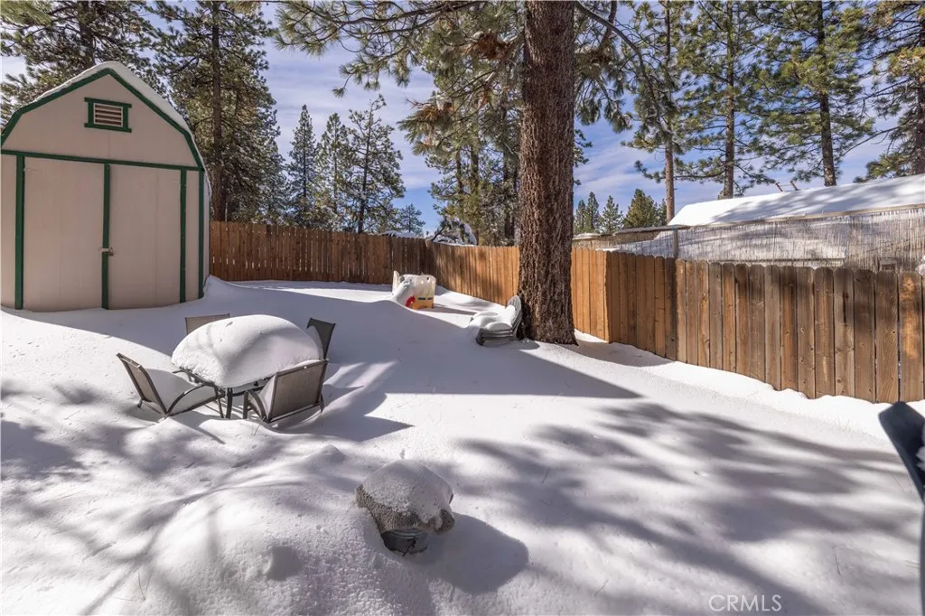 568 Wren, Big Bear Lake, California 92315 home-pic-26