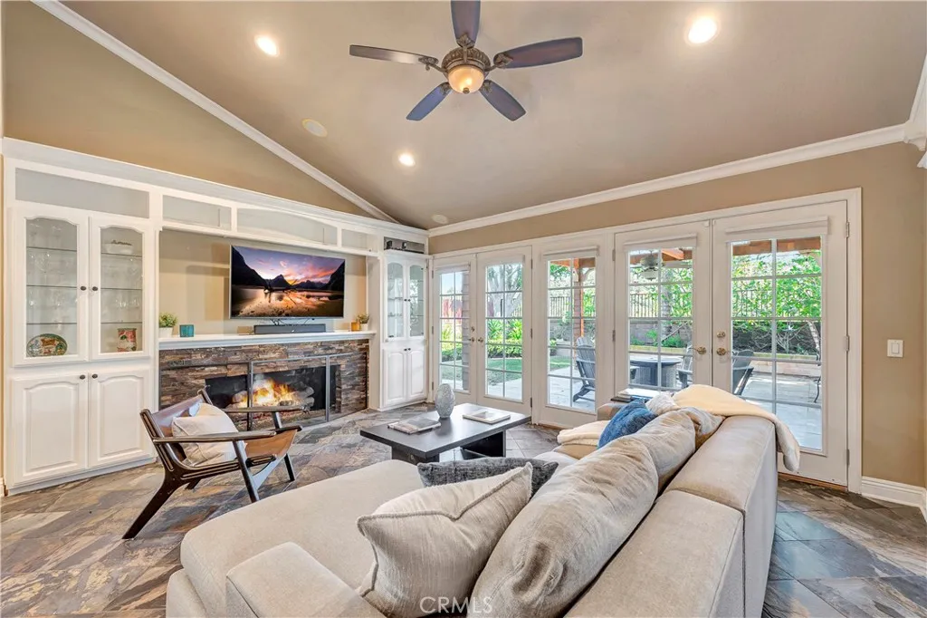 21676 Rushford Drive, Lake Forest, California 92630 home-pic-15