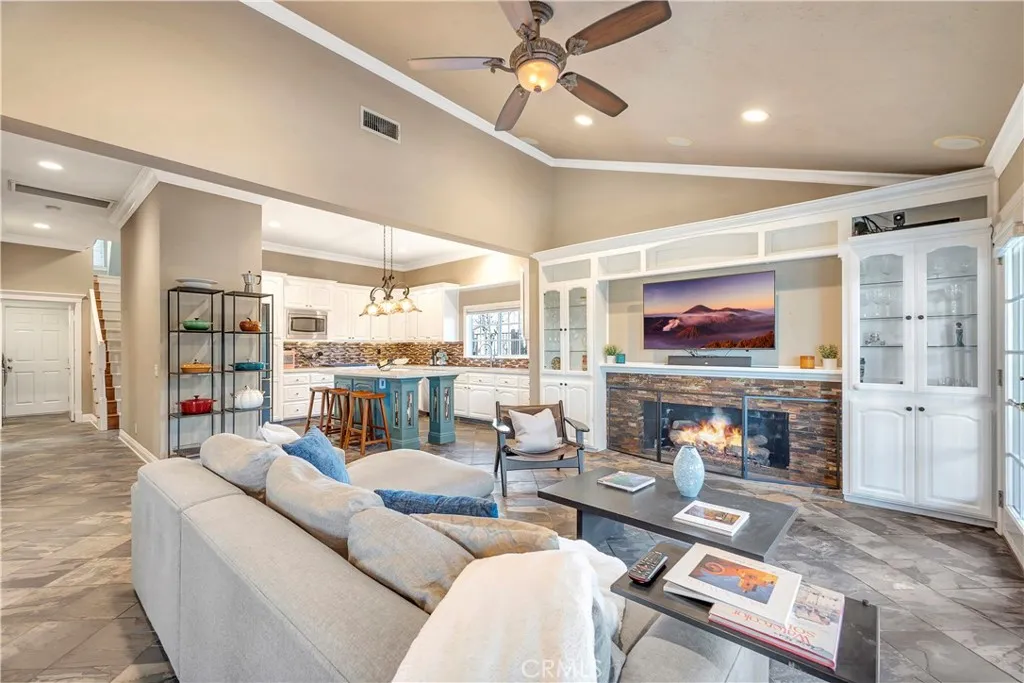 21676 Rushford Drive, Lake Forest, California 92630 home-pic-14