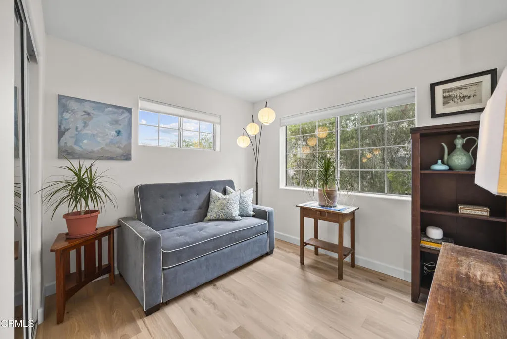 5202 Driftwood Street, Oxnard, California 93035 home-pic-17