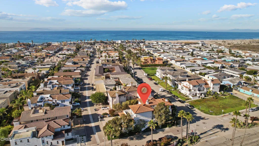 5202 Driftwood Street, Oxnard, California 93035 home-pic-3