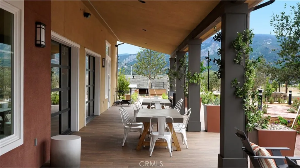 683 Ledgestone Drive, Santa Paula, California 93060 home-pic-4