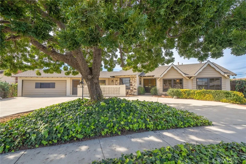 1549 N Oaks Court, Ontario, California 91762 home-pic-0