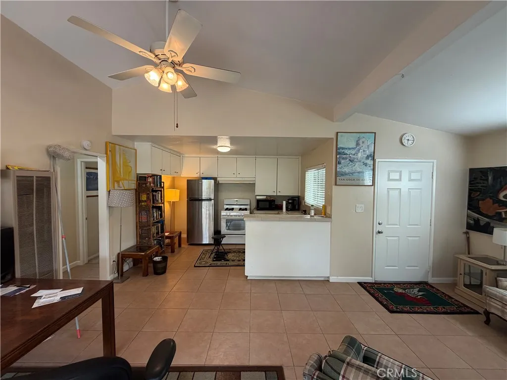 327 N Clark, Orange, California 92868 home-pic-6