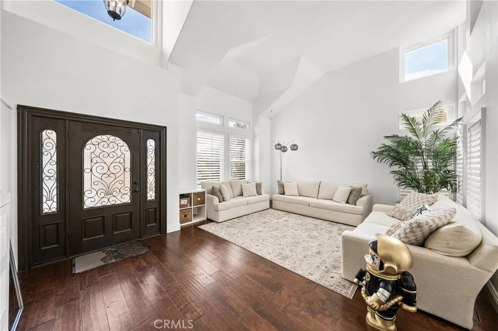 5585 Running Spring, Yorba Linda, California 92887 home-pic-7
