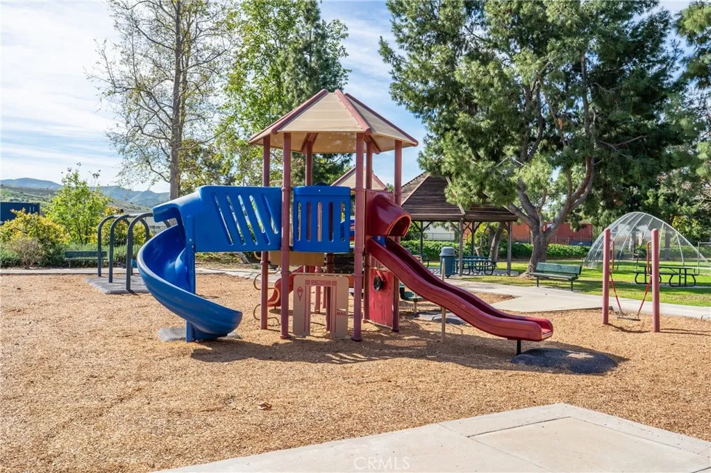 5585 Running Spring, Yorba Linda, California 92887 home-pic-36