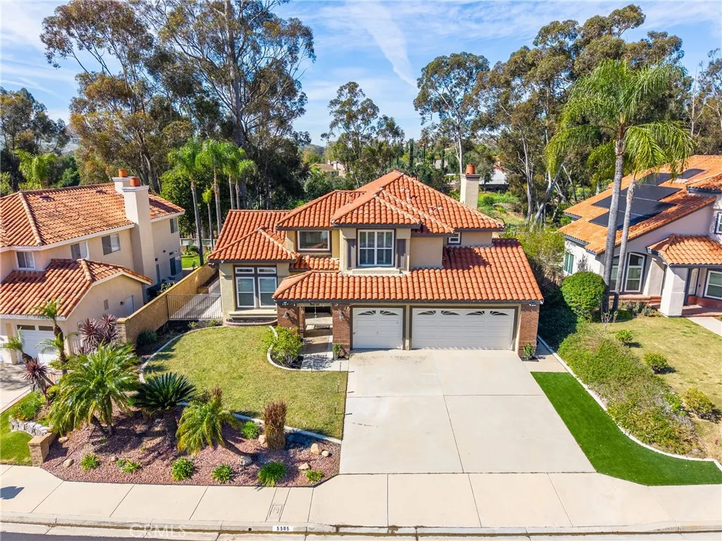 5585 Running Spring, Yorba Linda, California 92887 home-pic-2