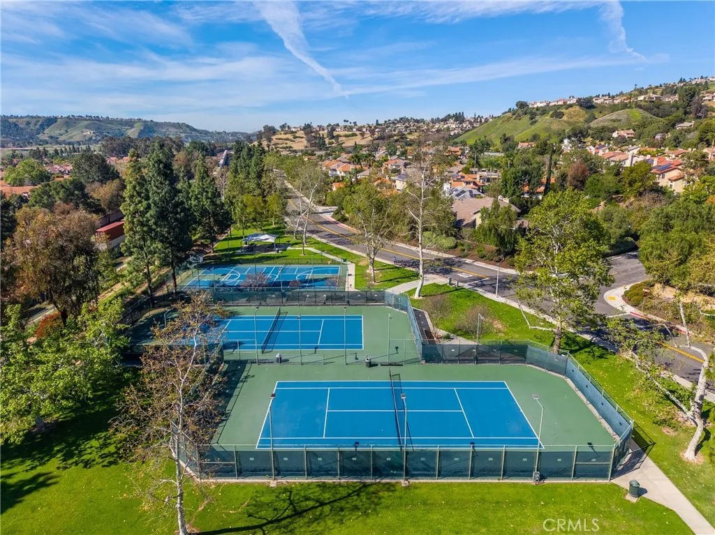 5585 Running Spring, Yorba Linda, California 92887 home-pic-38