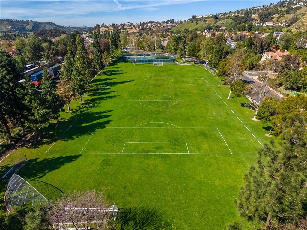 5585 Running Spring, Yorba Linda, California 92887 home-pic-39