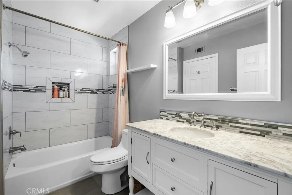 5585 Running Spring, Yorba Linda, California 92887 home-pic-25