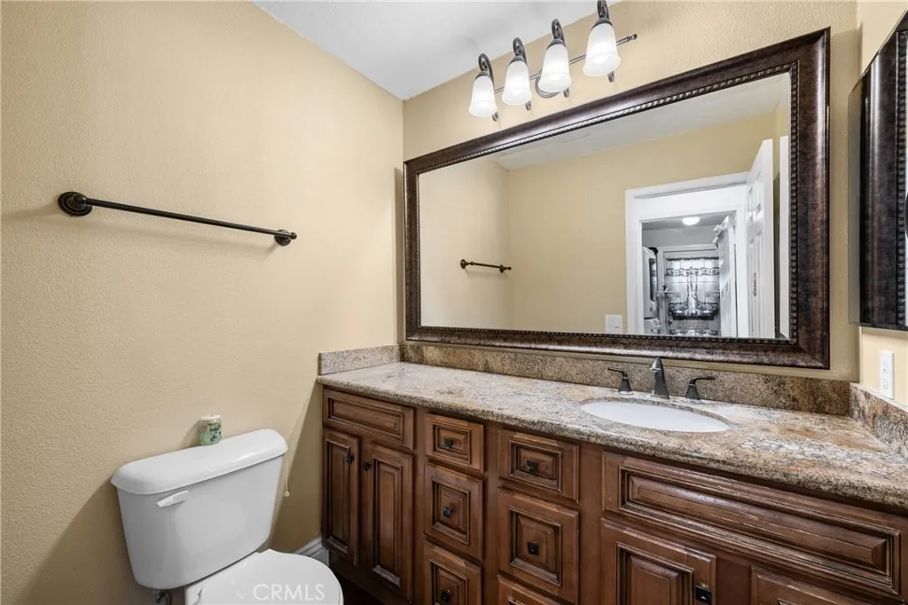 5585 Running Spring, Yorba Linda, California 92887 home-pic-17