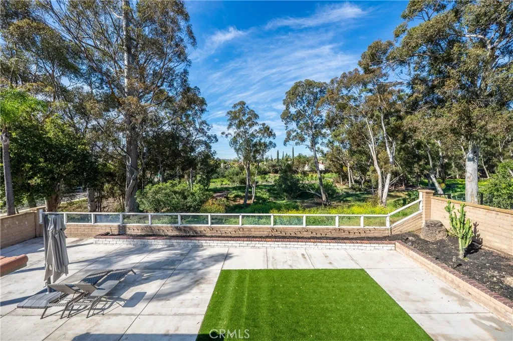 5585 Running Spring, Yorba Linda, California 92887 home-pic-32