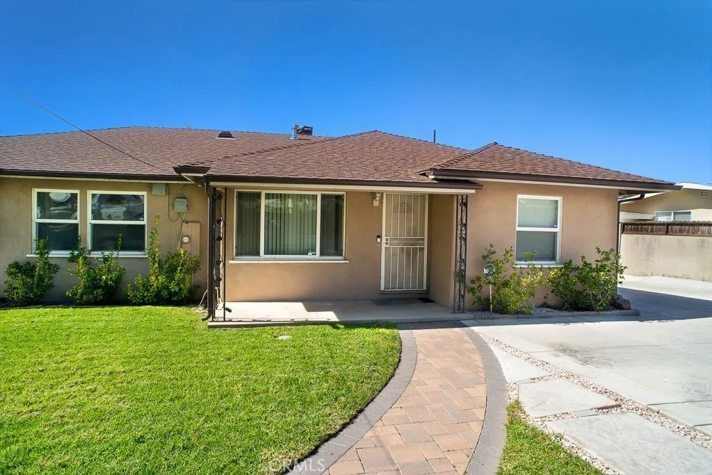 11471 Orcas Avenue, Sylmar, California 91342 home-pic-2