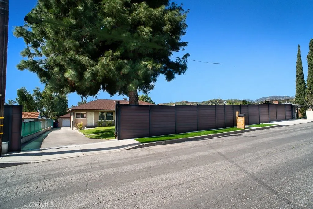 11471 Orcas Avenue, Sylmar, California 91342 home-pic-19