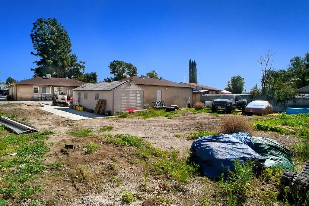 11471 Orcas Avenue, Sylmar, California 91342 home-pic-15
