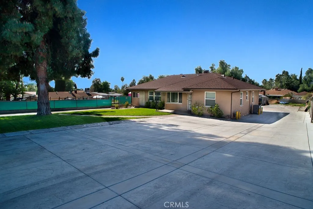 11471 Orcas Avenue, Sylmar, California 91342 home-pic-20