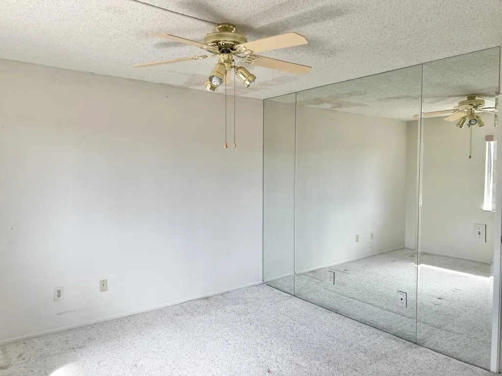 232 E Via Escuela C, Palm Springs, California 92262 home-pic-22