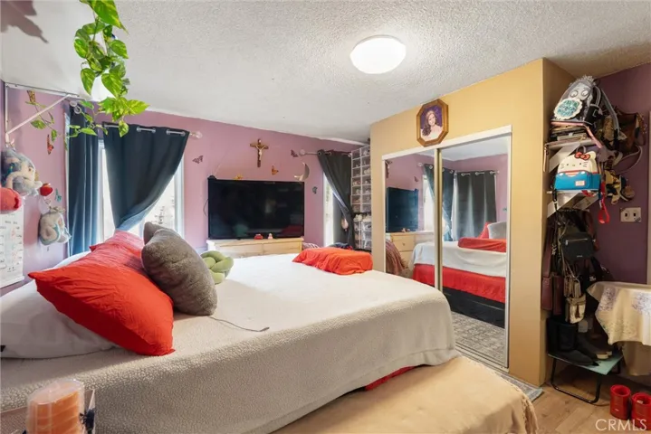 511 S Pannes, Compton, California 90221