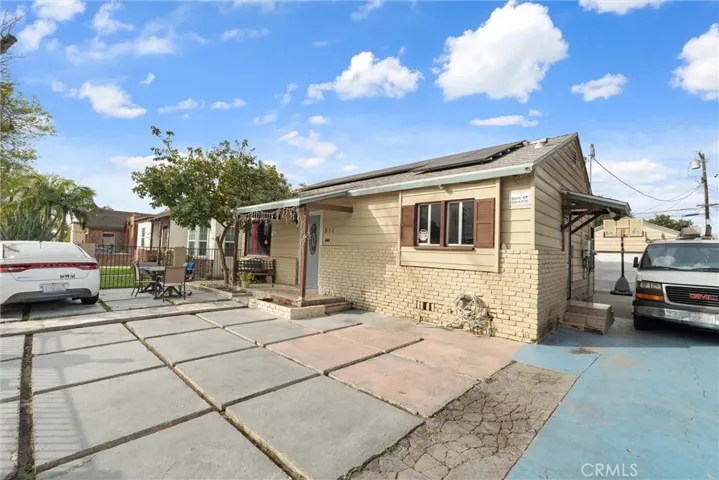 511 S Pannes, Compton, California 90221