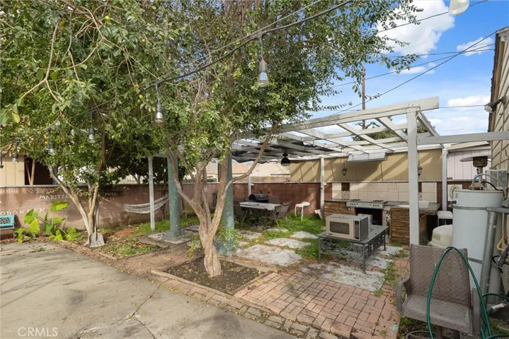 511 S Pannes, Compton, California 90221