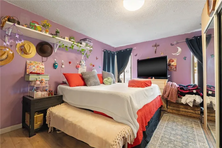511 S Pannes, Compton, California 90221