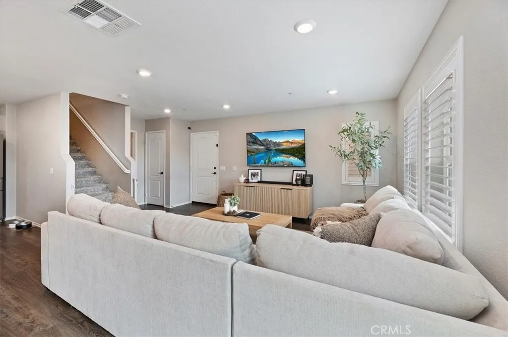 41939 Pedraza Street, Murrieta, California 92562 home-pic-10