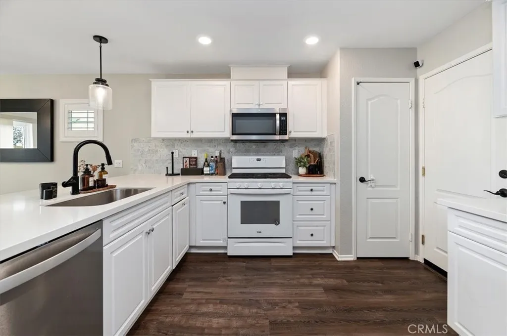 41939 Pedraza Street, Murrieta, California 92562 home-pic-15