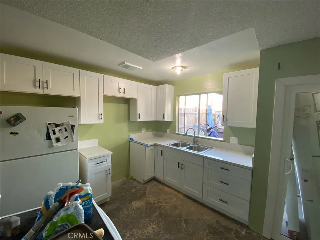 1321 S Standard D, Santa Ana, California 92707 home-pic-3