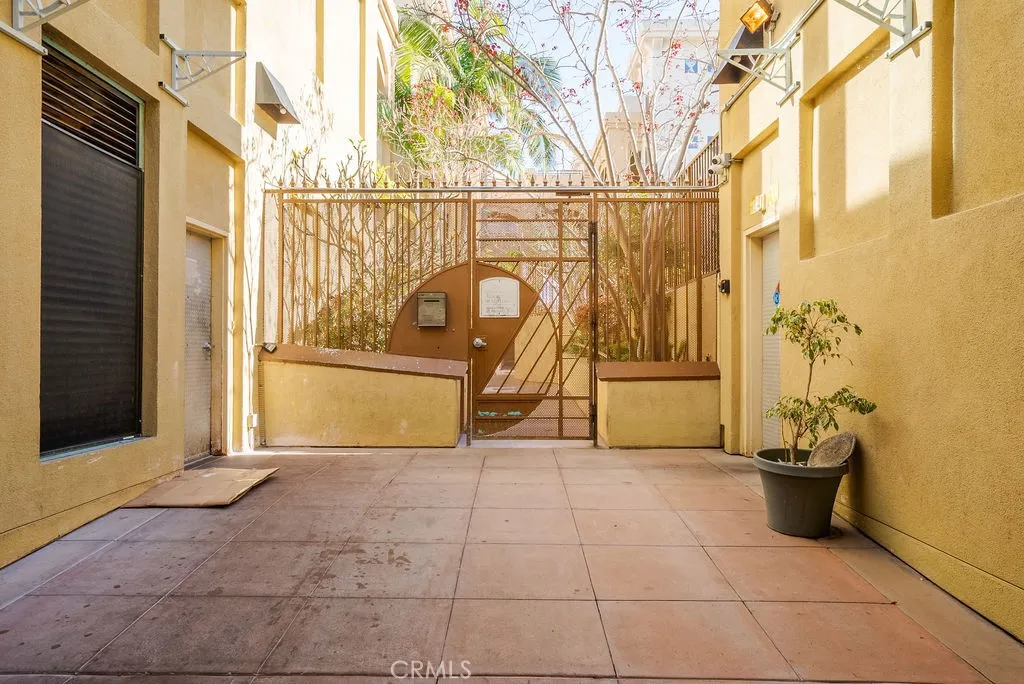 1301 Cabrillo 109, Torrance, California 90501 home-pic-25